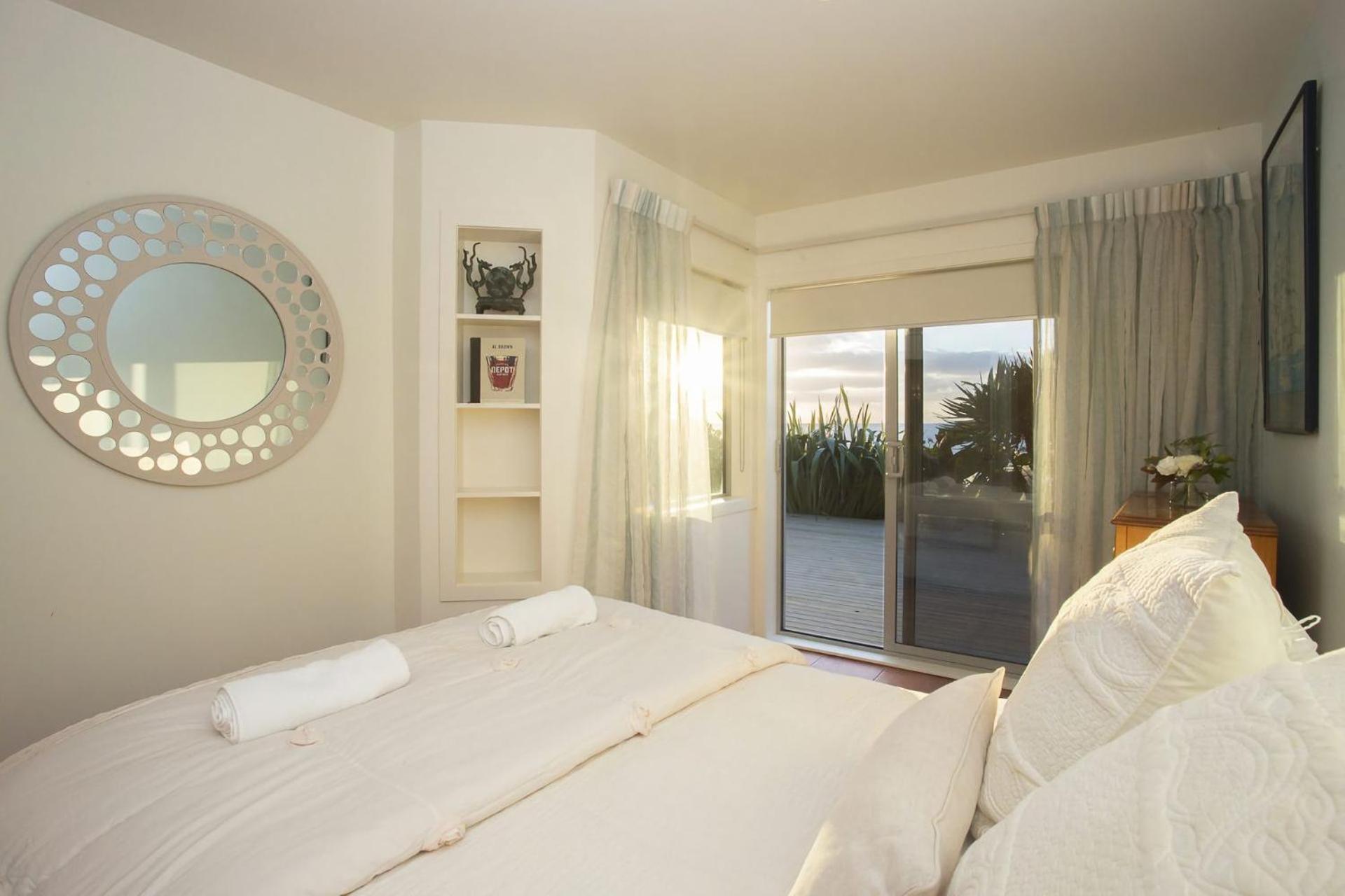 Chester Cottage Beachfront Oakura المظهر الخارجي الصورة
