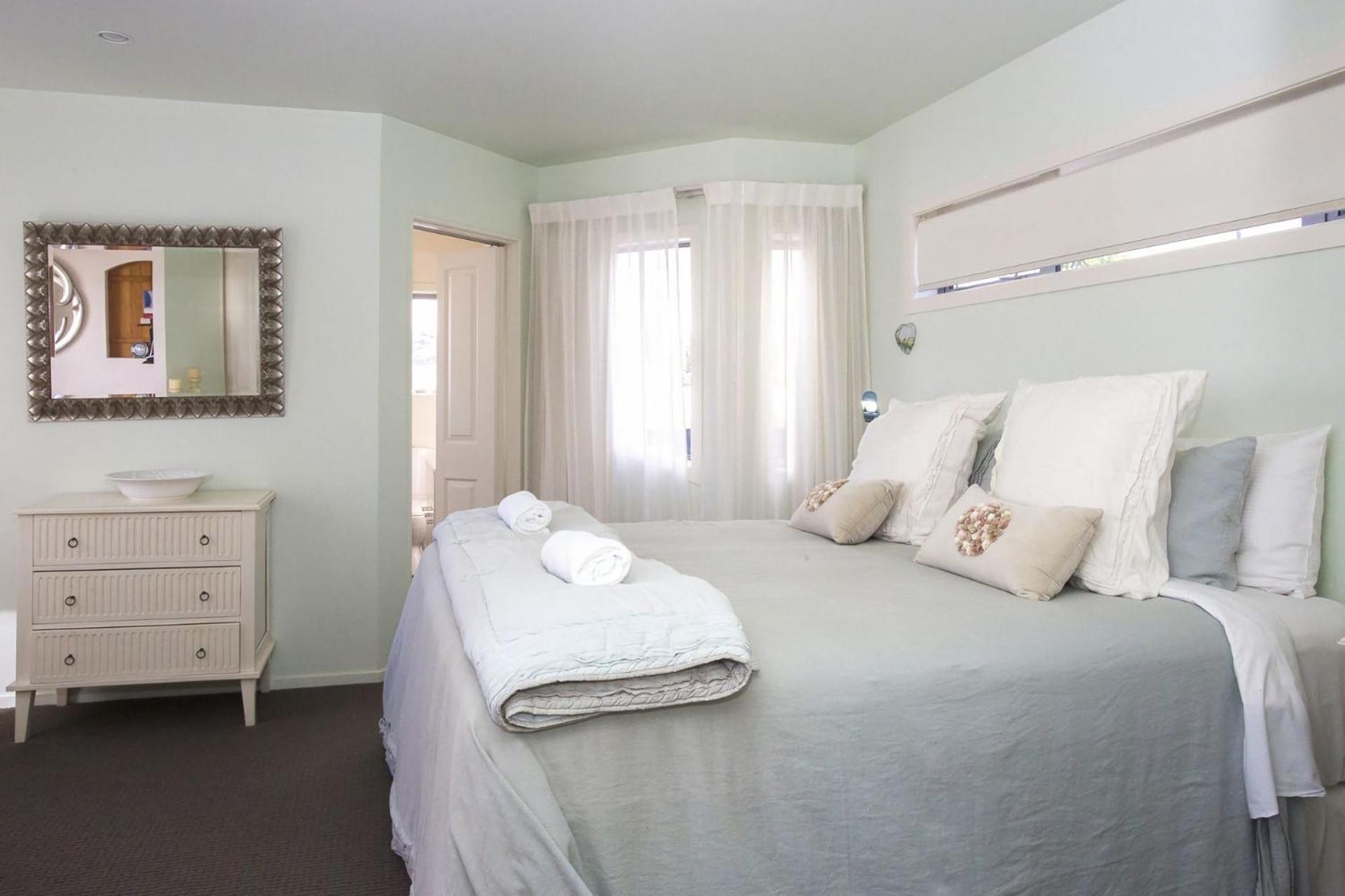 Chester Cottage Beachfront Oakura المظهر الخارجي الصورة