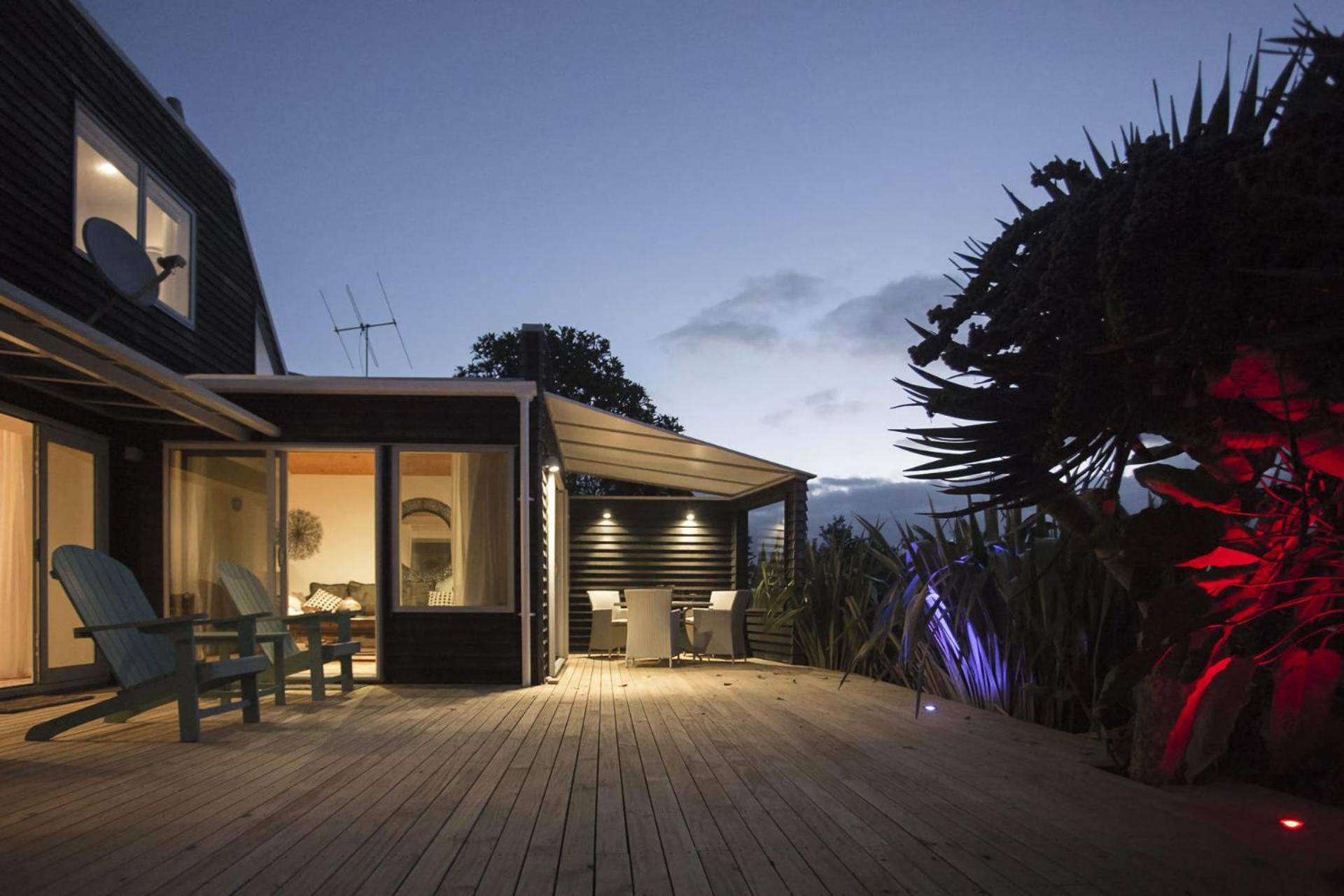 Chester Cottage Beachfront Oakura المظهر الخارجي الصورة