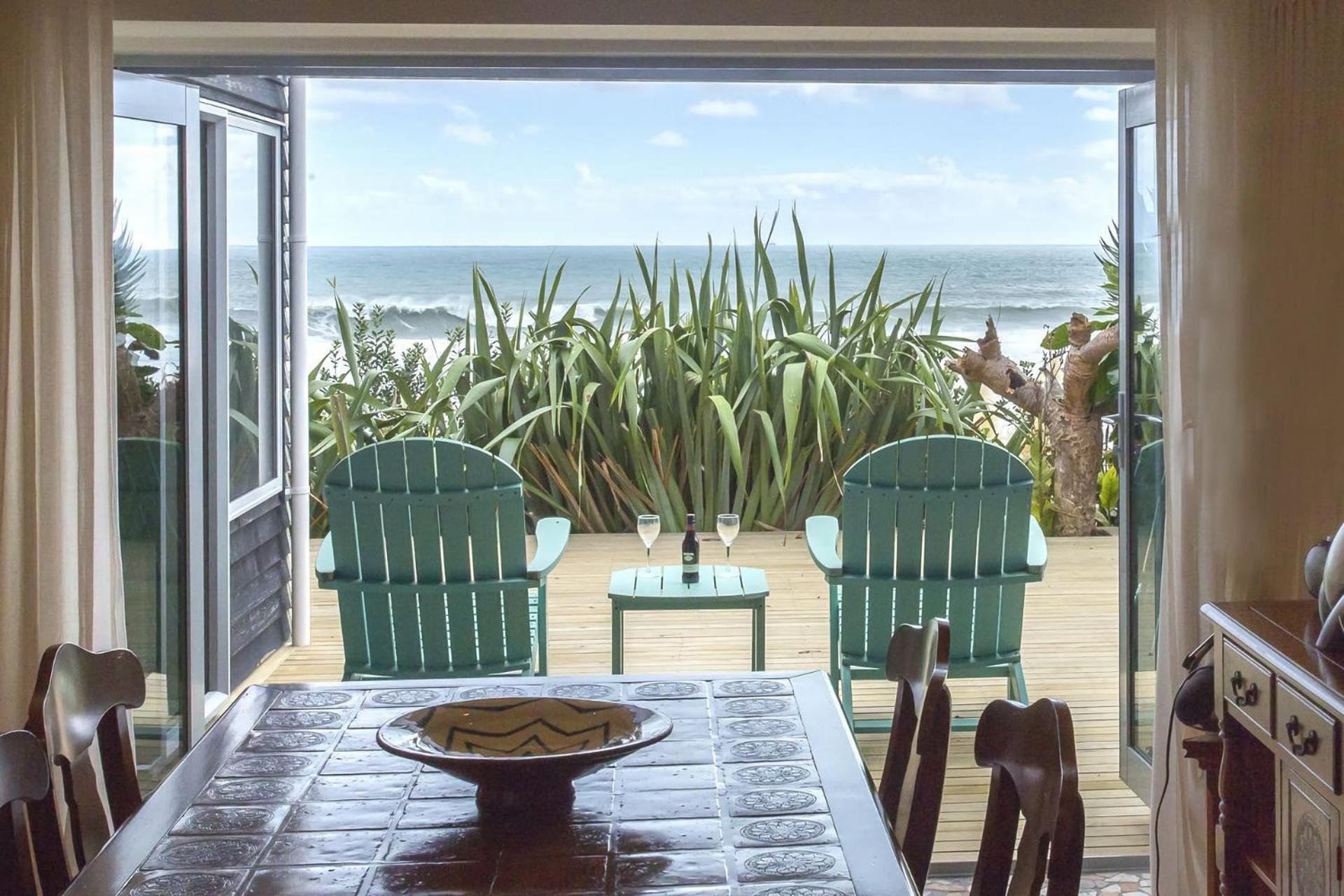 Chester Cottage Beachfront Oakura المظهر الخارجي الصورة